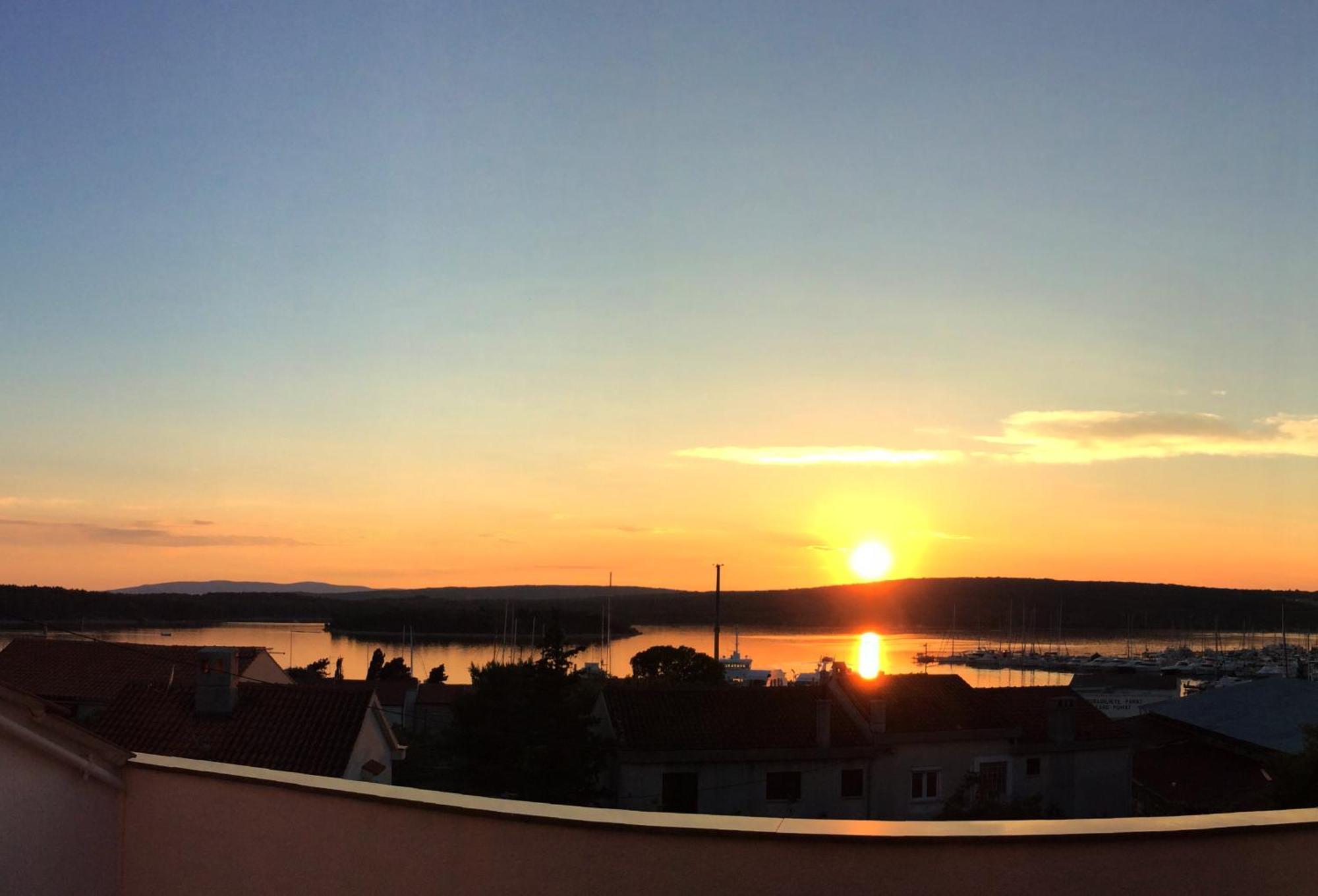 Apartments Monika Bed & Breakfast 1&4 Пунат Екстериор снимка